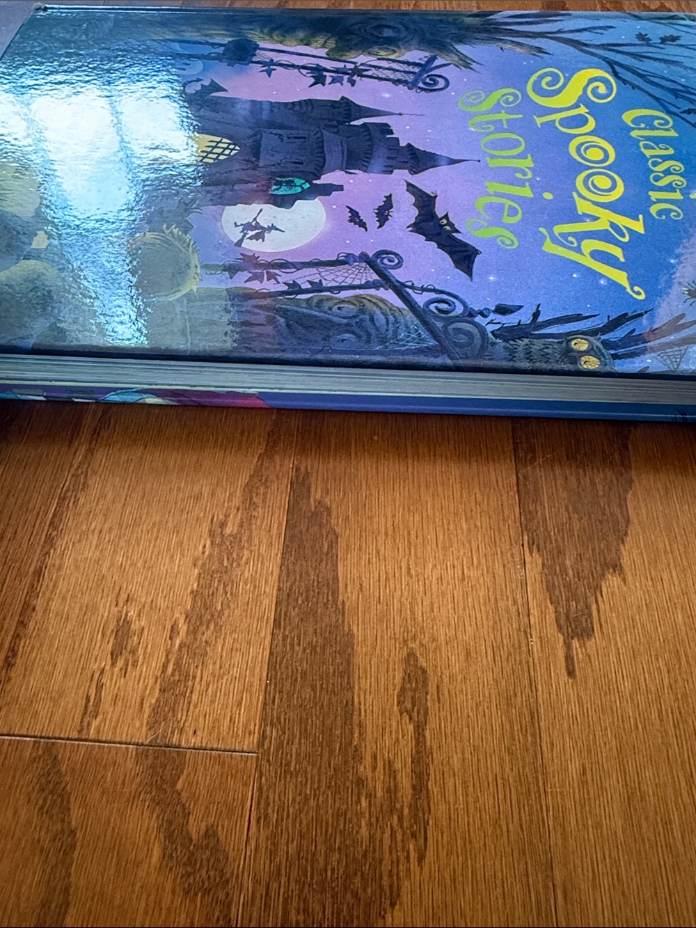 Vintage 1999 Classic Spooky Stories Large Hardcover Halloween Book - Picture 4 of 7